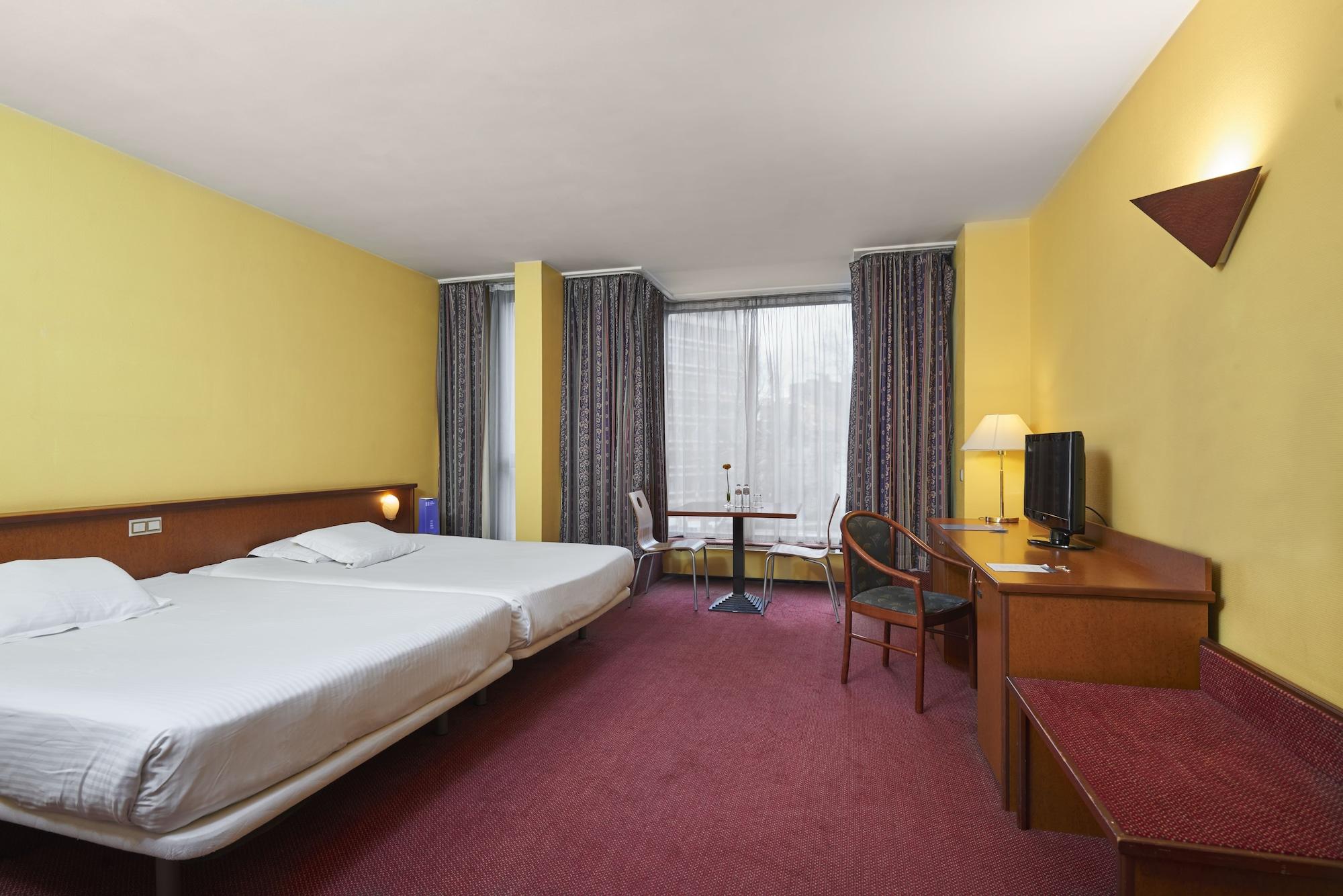 Hotel Bruselas Exterior foto