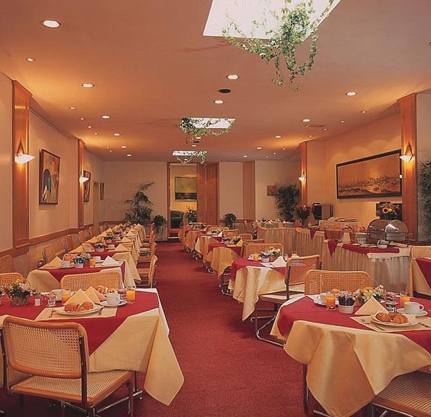 Hotel Bruselas Restaurante foto