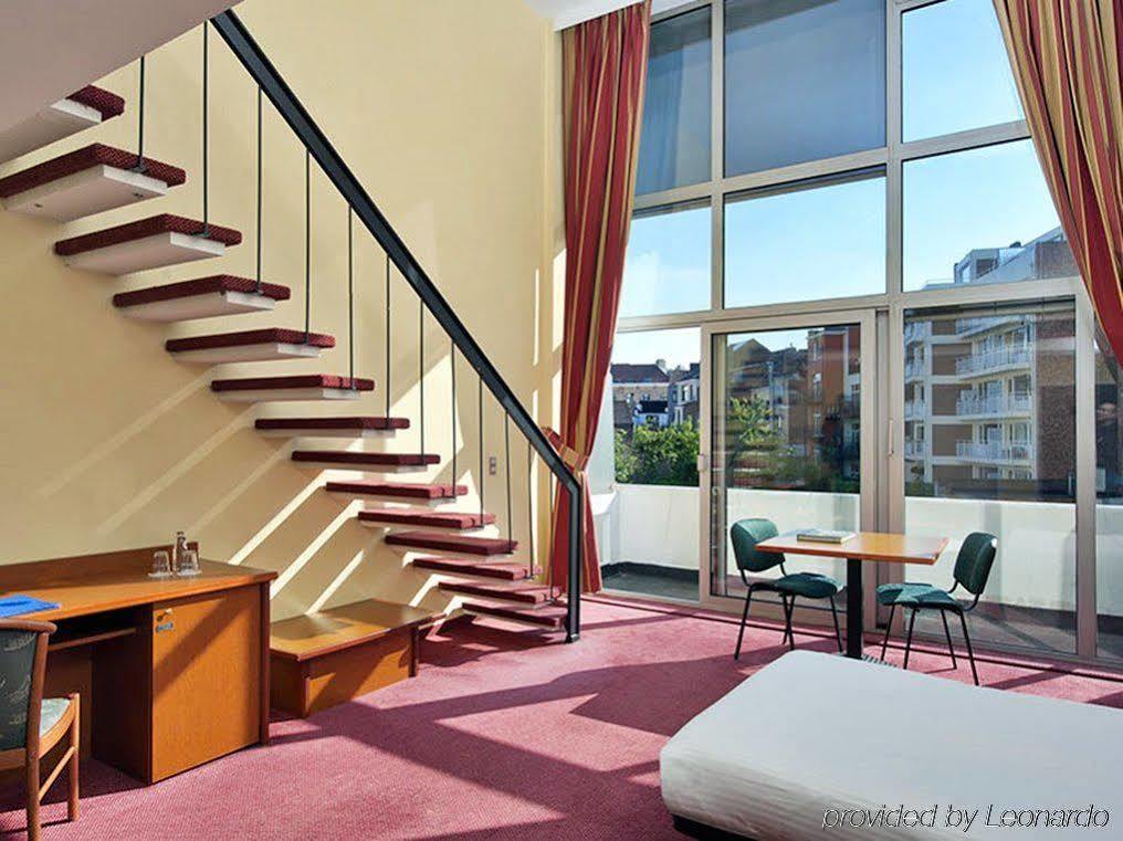 Hotel Bruselas Exterior foto